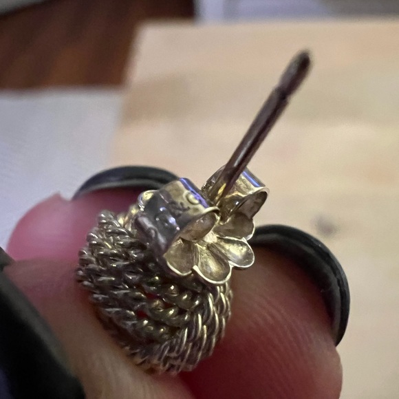 Silver Twist knot stud earring - Picture 7 of 7